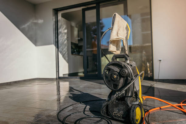 Best Sidewalk and Walkway Cleaning  in Ddanelle, AR